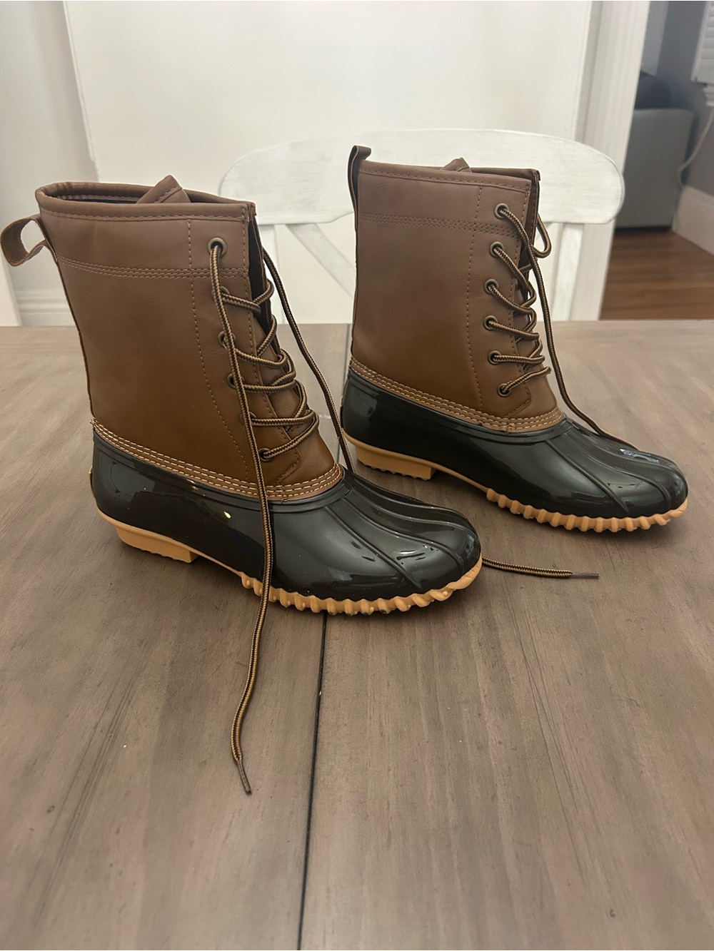 Sporto "Ariel" Duck Boot - The Original Women's 8.5 - NWOT